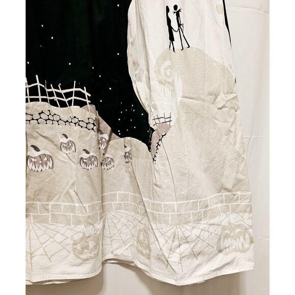 DISNEY Tim Burton The Nightmare Before Christmas Moon Skirt Size Small - Picture 6 of 10